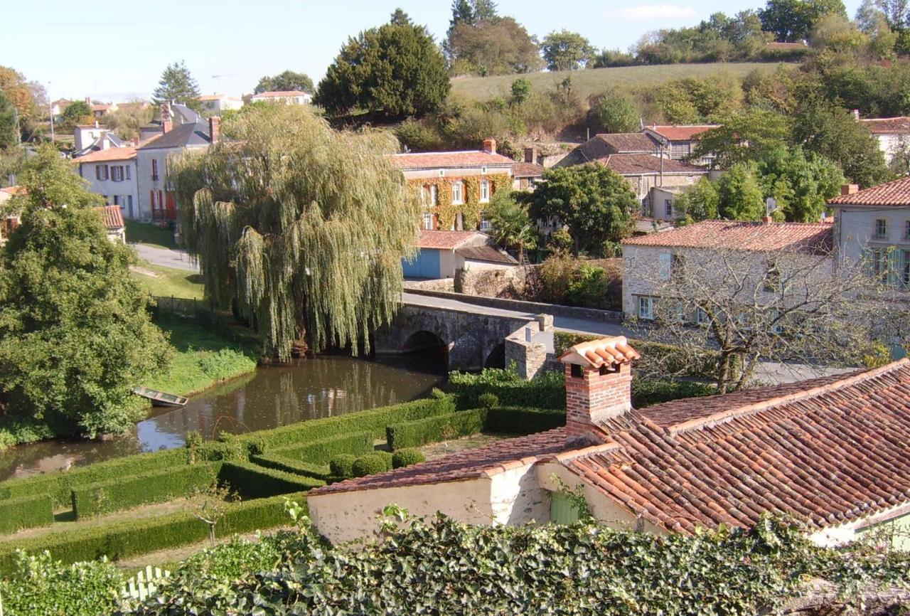 Chambres De La Porte Aux Moines Vouvant Екстер'єр фото