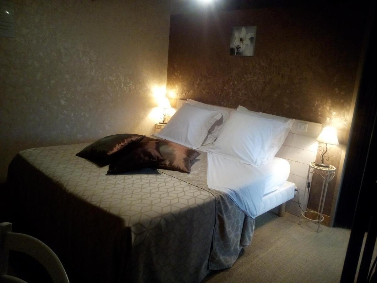 Chambres De La Porte Aux Moines Vouvant Екстер'єр фото