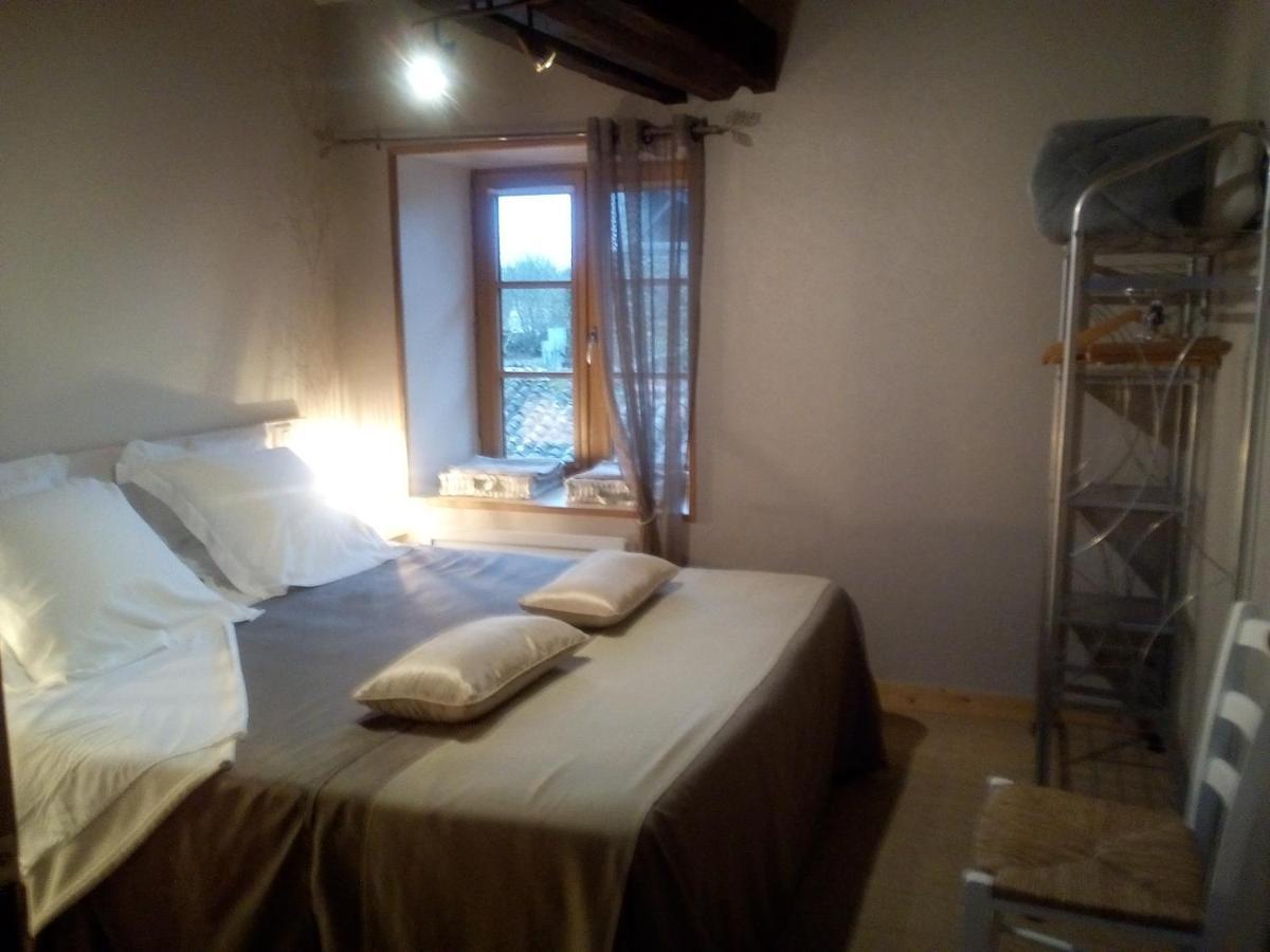 Chambres De La Porte Aux Moines Vouvant Екстер'єр фото